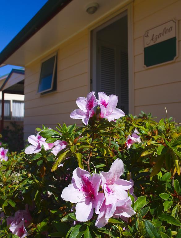 Poinciana Cottages Burnt Pine Exterior photo